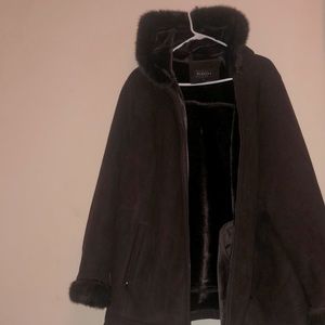 Brand:Braetan colors:Brown swade /fur jacket2X